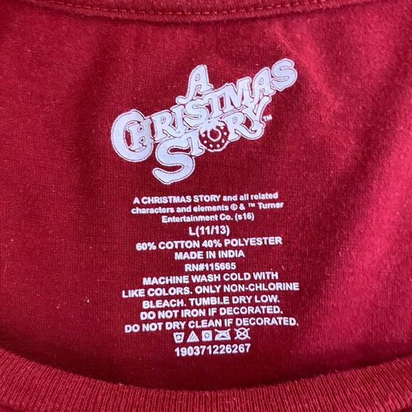 A Christmas Story T-Shirt Size Large (11/13) Junior Sizing - Picture 2 of 5